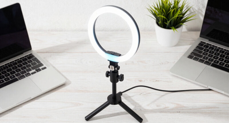 13 Best Premium Webcam Lighting Kit in 2026