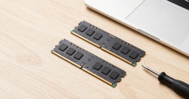 DDR5 Now, DDR6 Soon: A Buyer’s Field Guide